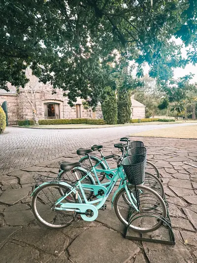 Bicicletas frente al Club House